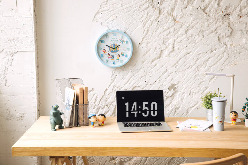 蠟筆小新立體數字靜音時鐘_00