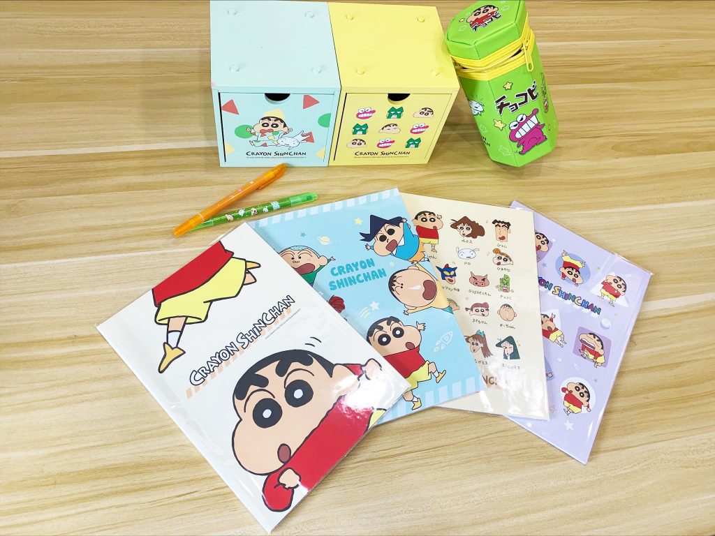 蠟筆小新16K橫線筆記本v2-0