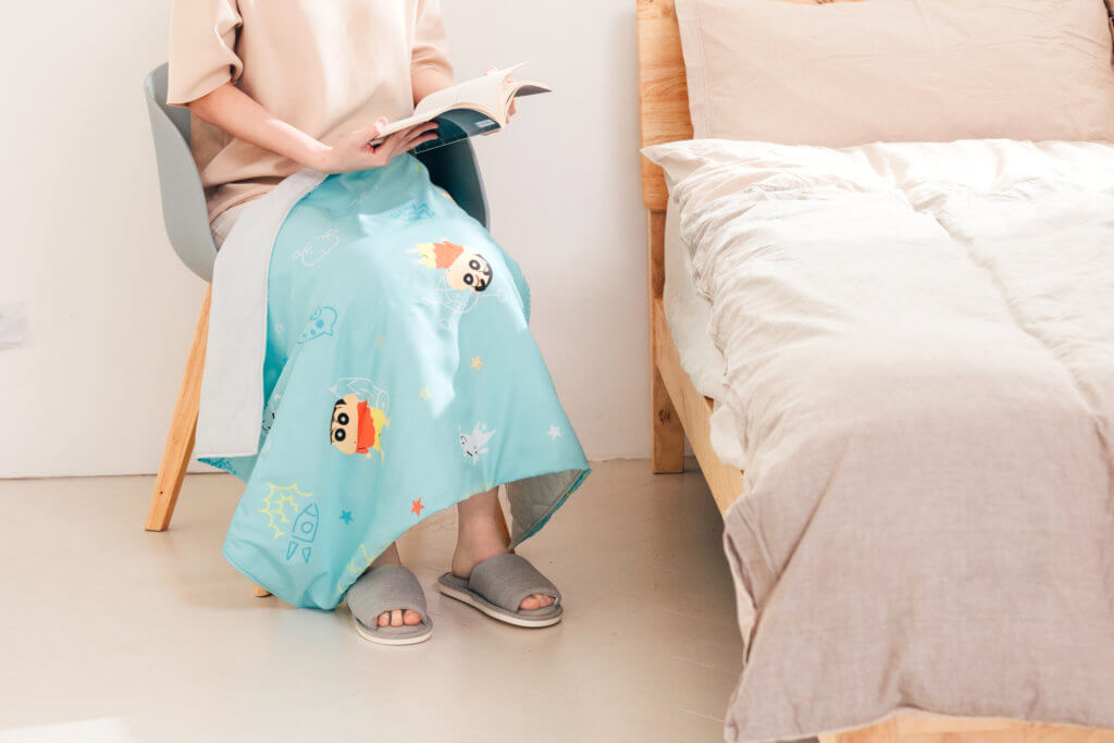 蠟筆小新Ultra Cool涼感披毯_00