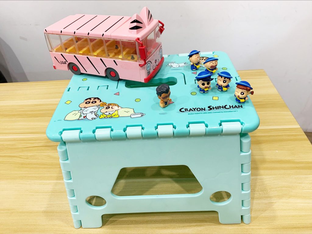 蠟筆小新輕巧摺疊椅